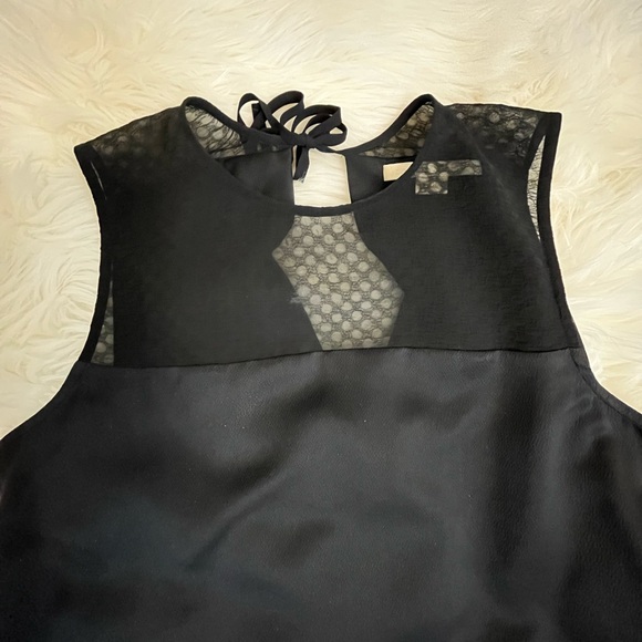 Cooper & Ella Black Morgan Crepe Draped Back Top. Size S - Picture 4 of 8